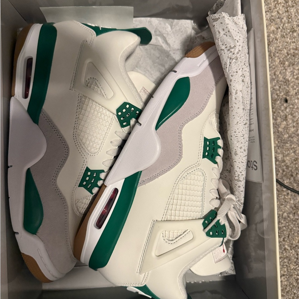 Nike SB X Jordan 4 pine green